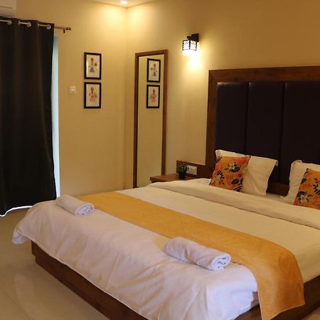 Hotel Centro Calangute Exterior photo